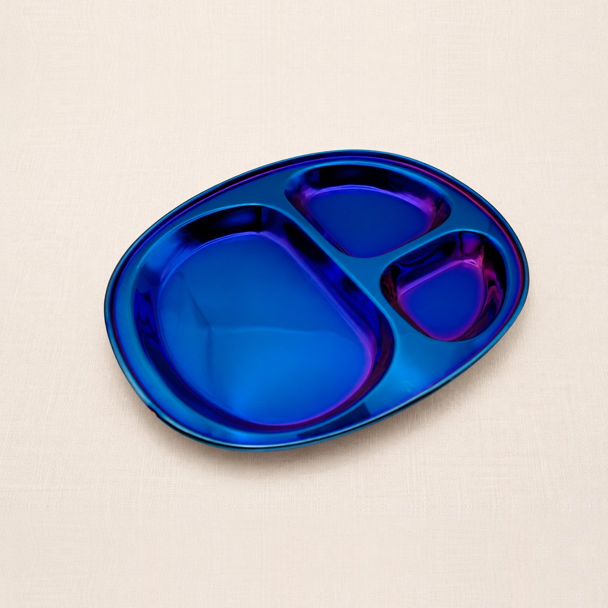 Nunch plate in Nova finish (blue)